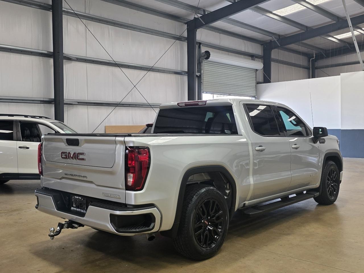 GMC Sierra 1500 2WD Crew Cab 147" Elevation 2022