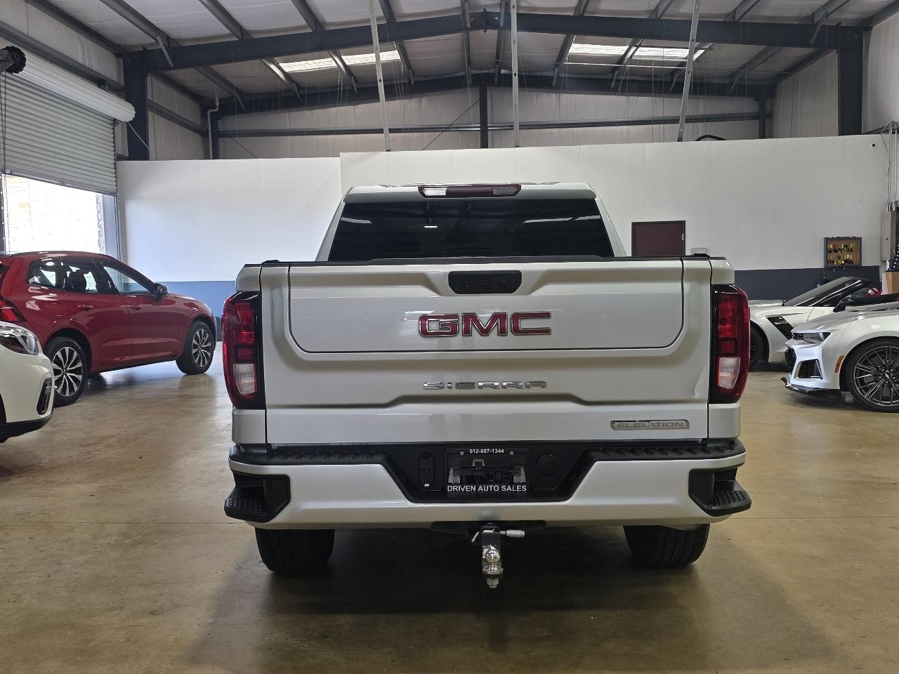 GMC Sierra 1500 2WD Crew Cab 147" Elevation 2022