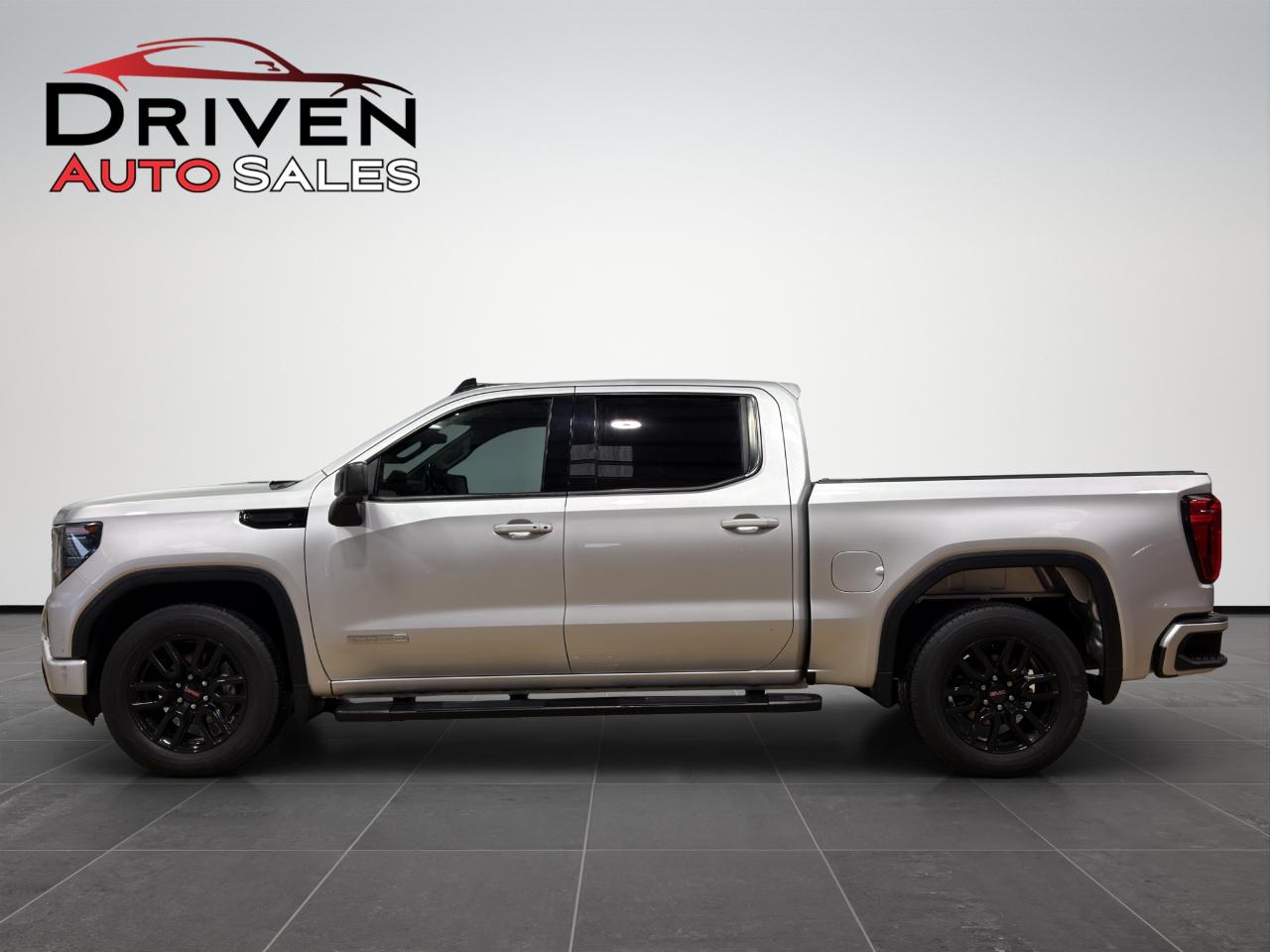 2022 GMC Sierra 1500 2WD Crew Cab 147" Elevation