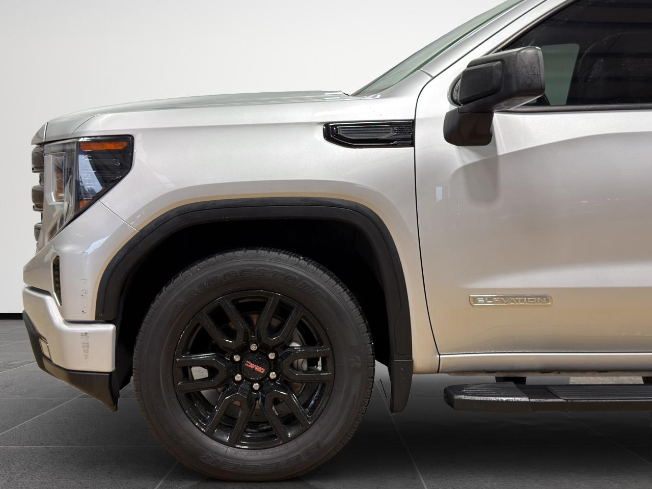 GMC Sierra 1500 2WD Crew Cab 147" Elevation 2022
