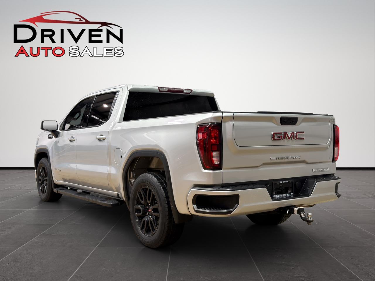 GMC Sierra 1500 2WD Crew Cab 147" Elevation 2022