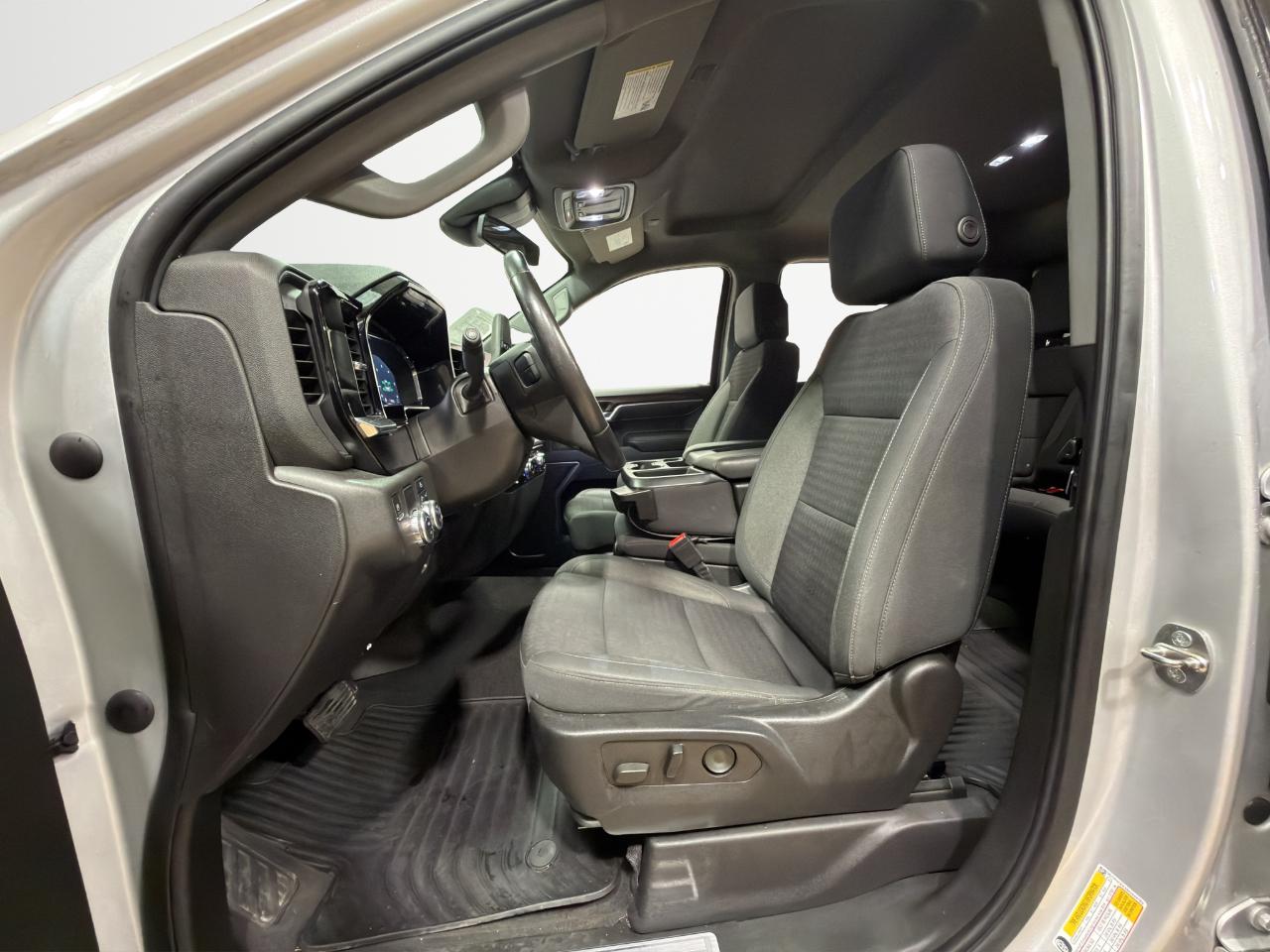 GMC Sierra 1500 2WD Crew Cab 147" Elevation 2022