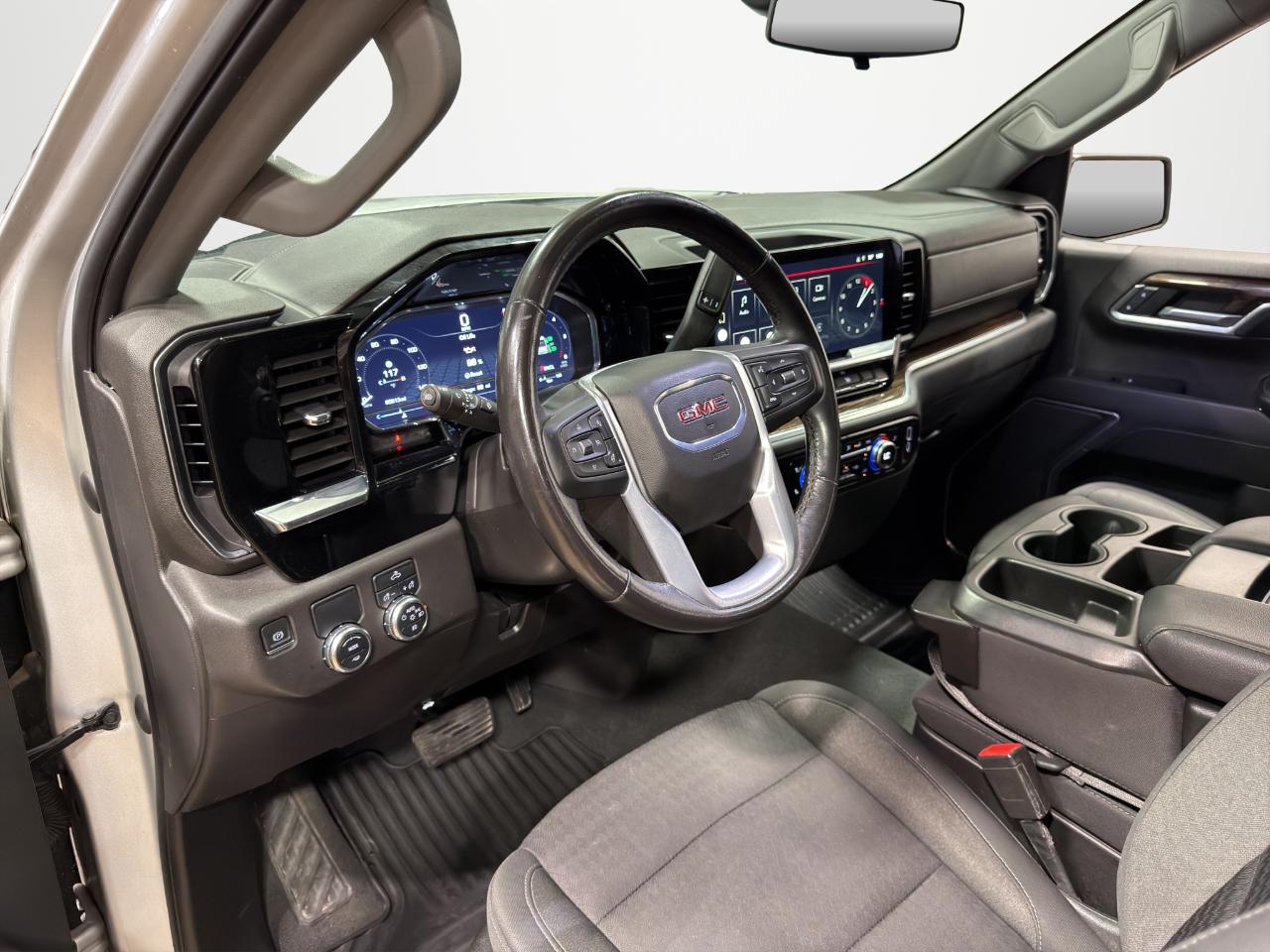 GMC Sierra 1500 2WD Crew Cab 147" Elevation 2022