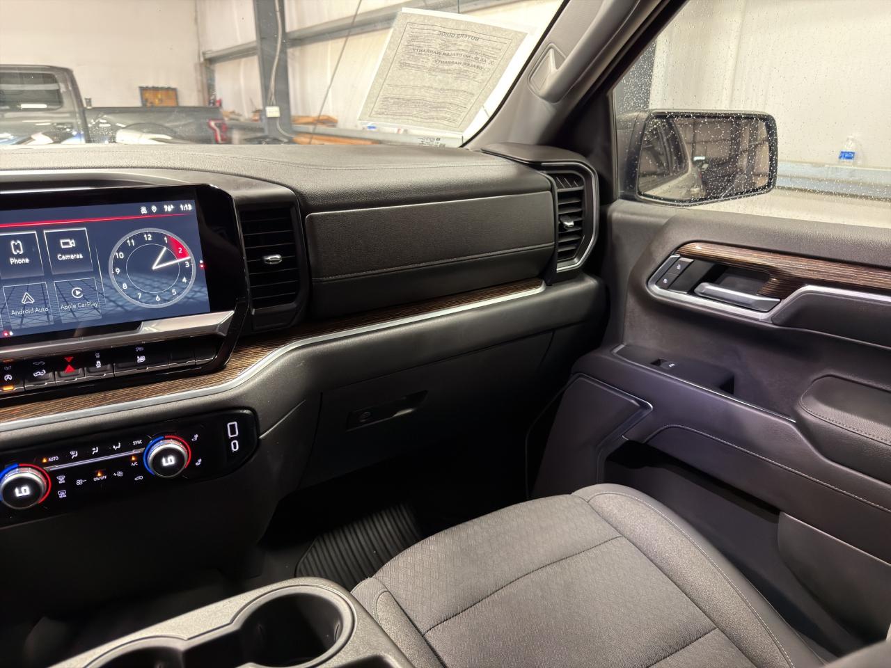 GMC Sierra 1500 2WD Crew Cab 147" Elevation 2022