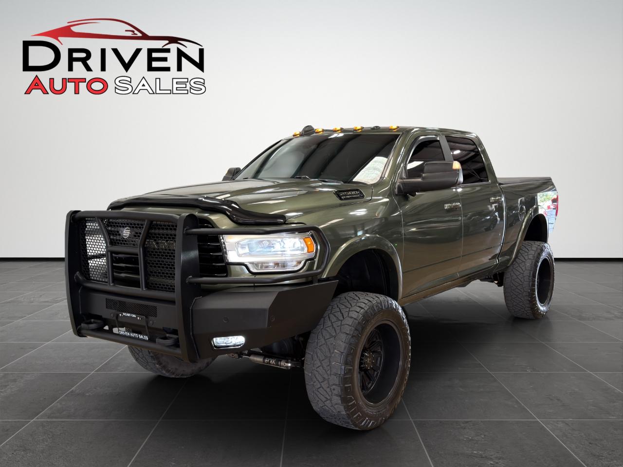 RAM 2500 Laramie 4x4 Crew Cab 6'4" Box 2021