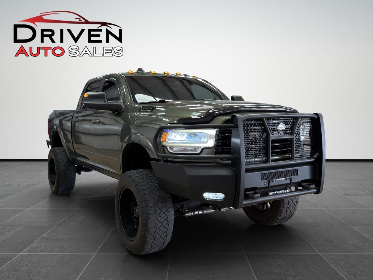 RAM 2500 Laramie 4x4 Crew Cab 6'4" Box 2021