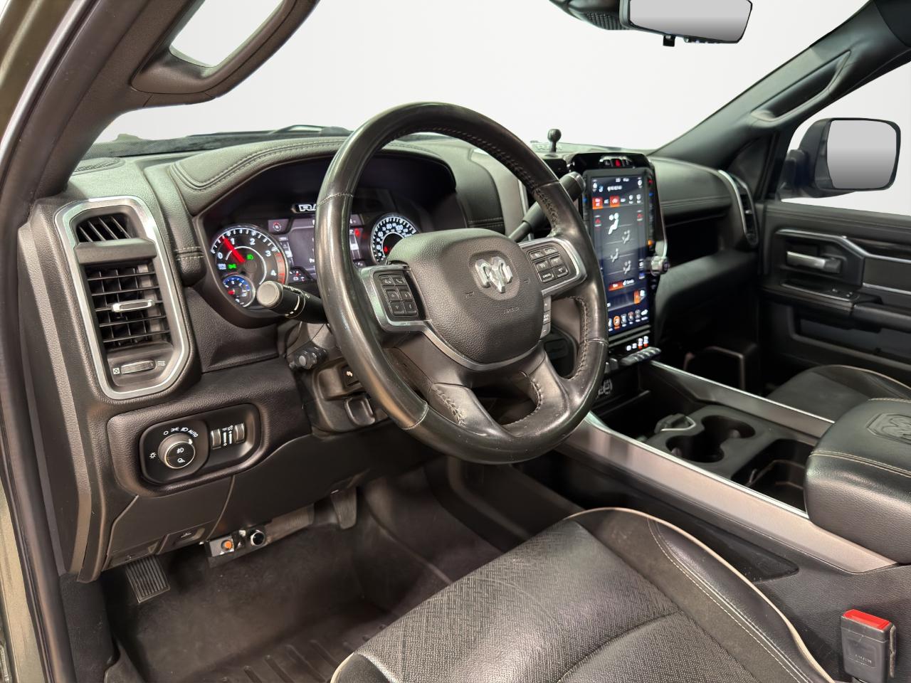 RAM 2500 Laramie 4x4 Crew Cab 6'4" Box 2021