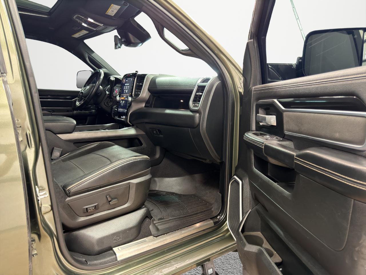 RAM 2500 Laramie 4x4 Crew Cab 6'4" Box 2021