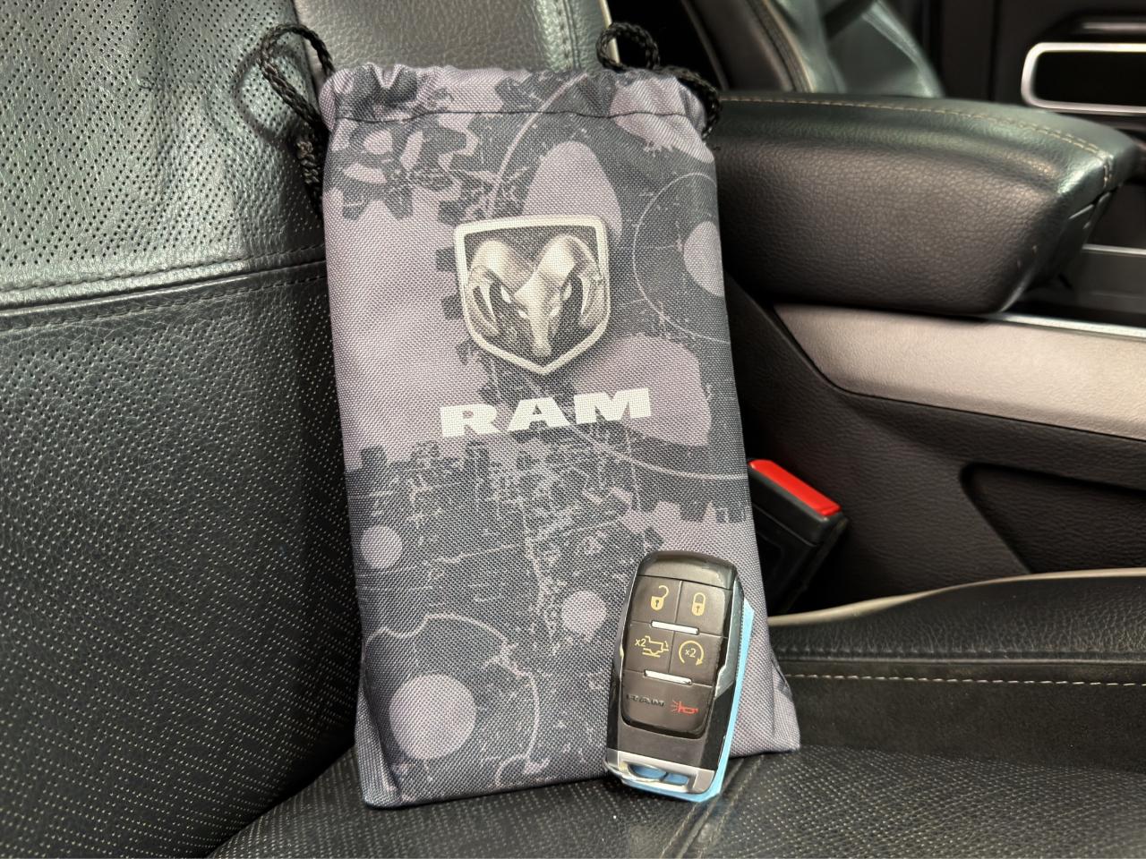 RAM 2500 Laramie 4x4 Crew Cab 6'4" Box 2021