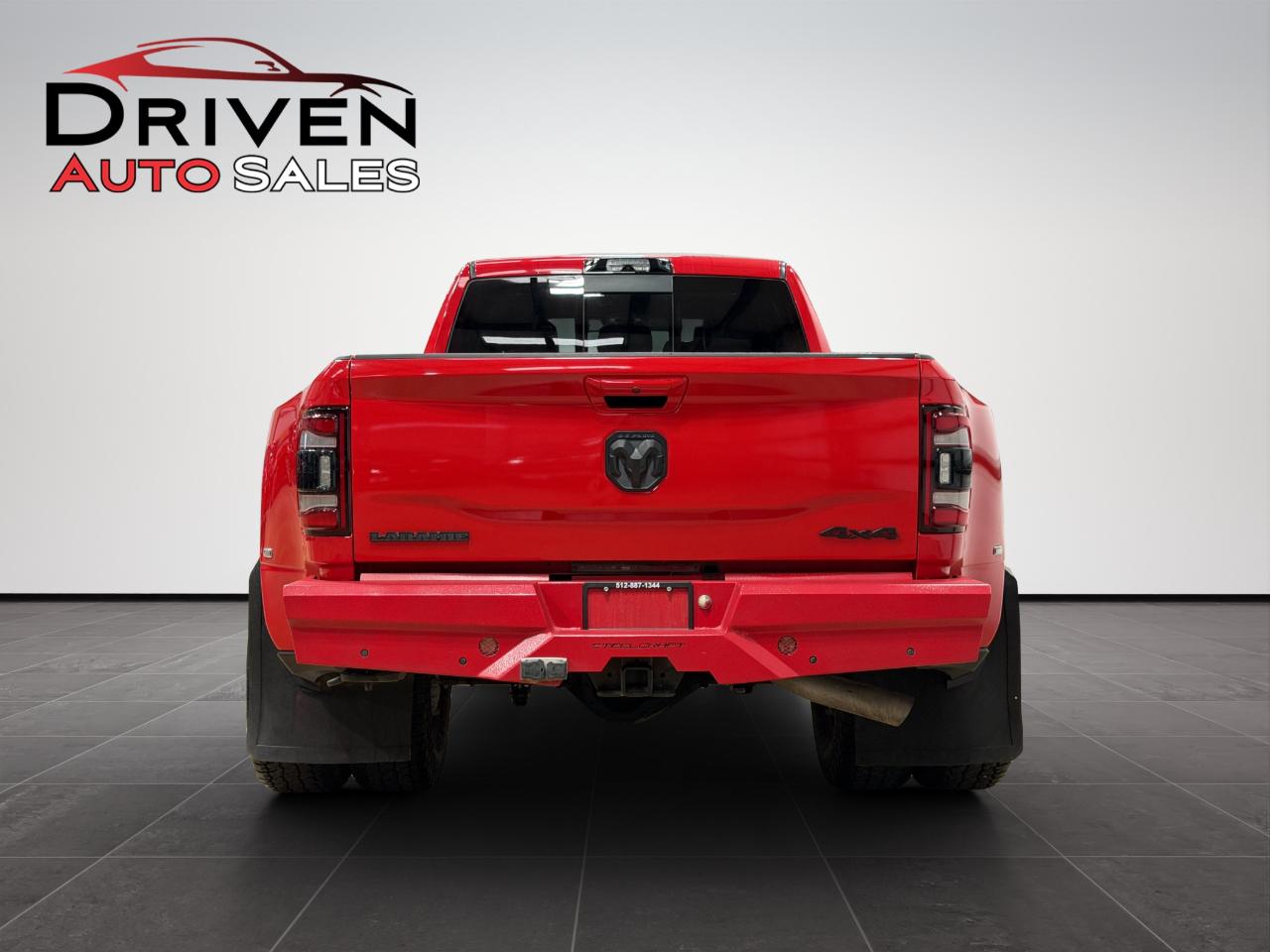 RAM 3500 Laramie 4x4 Mega Cab 6'4" Box 2023