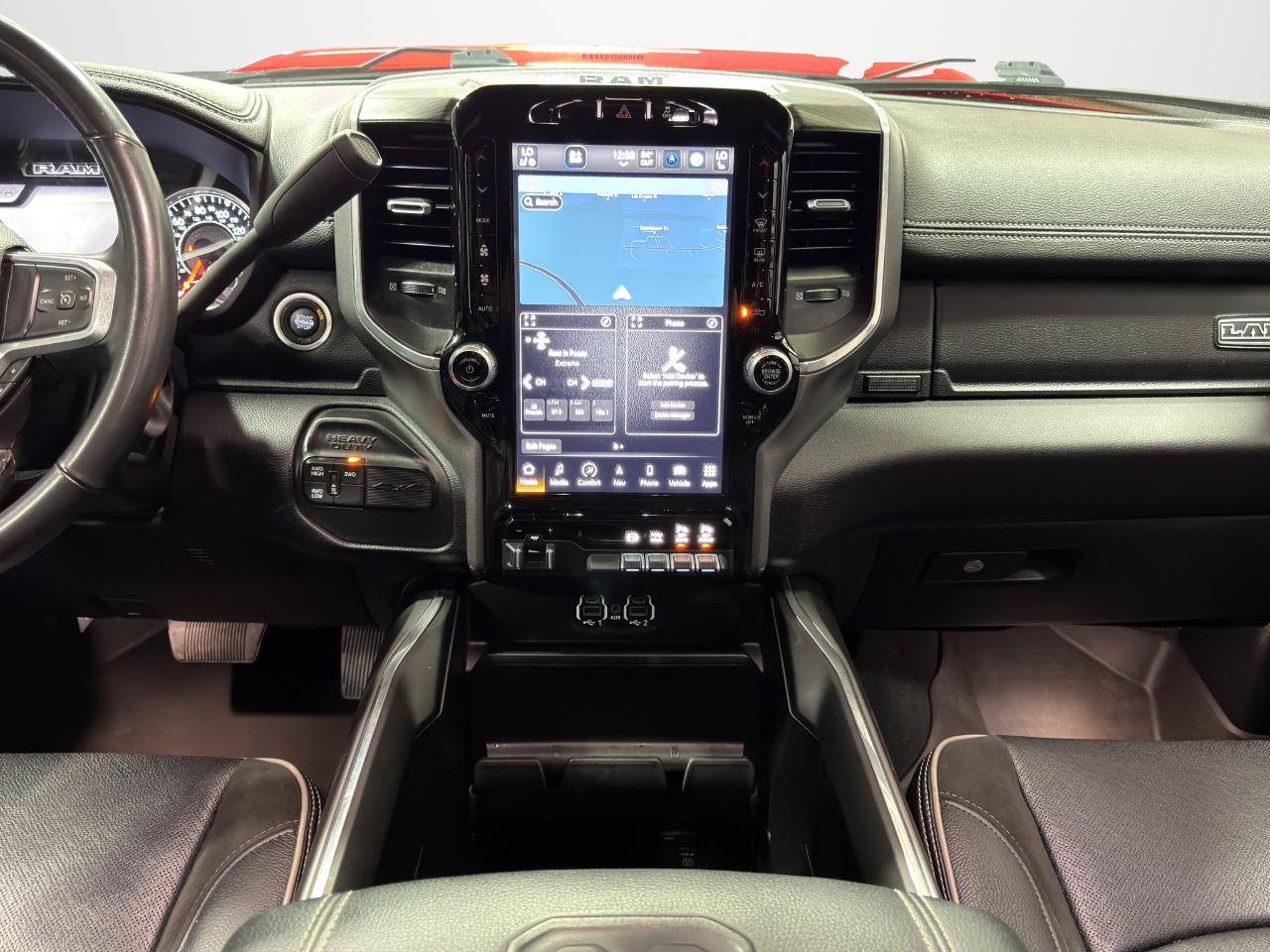 RAM 3500 Laramie 4x4 Mega Cab 6'4" Box 2023
