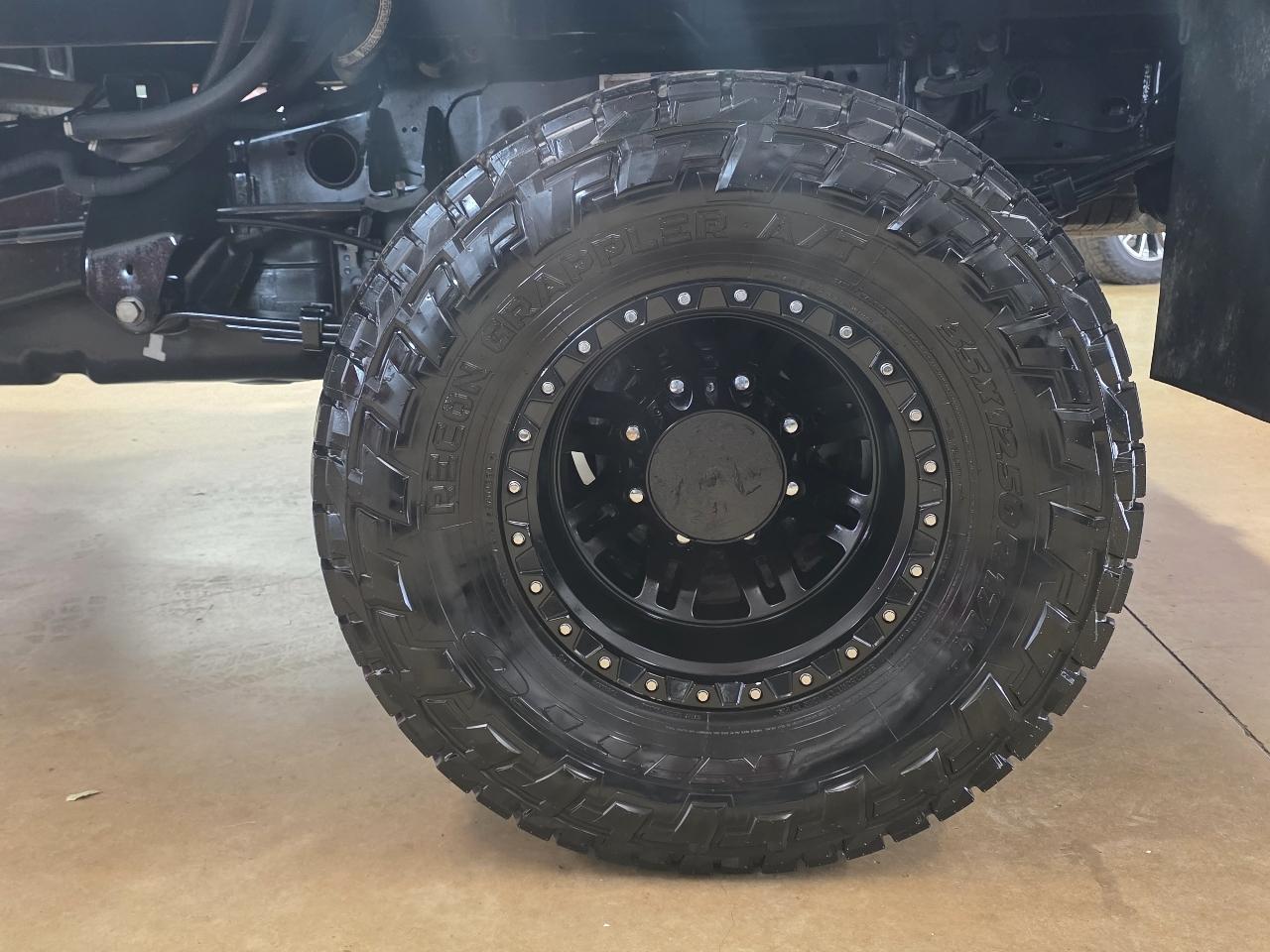 RAM 3500 Tradesman 4x4 Crew Cab 8' Box 2022