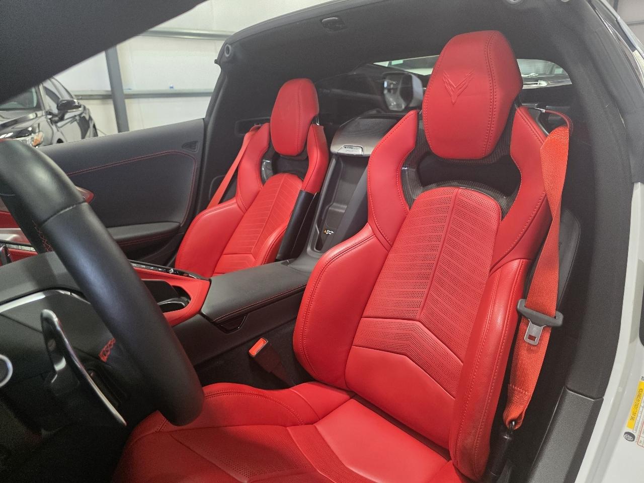 Chevrolet Corvette 2dr Stingray Cpe w/2LT 2023