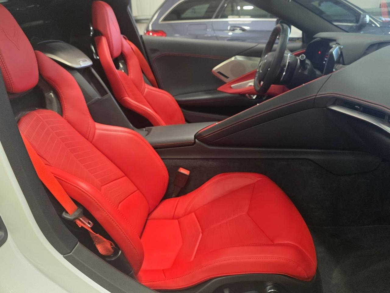 Chevrolet Corvette 2dr Stingray Cpe w/2LT 2023