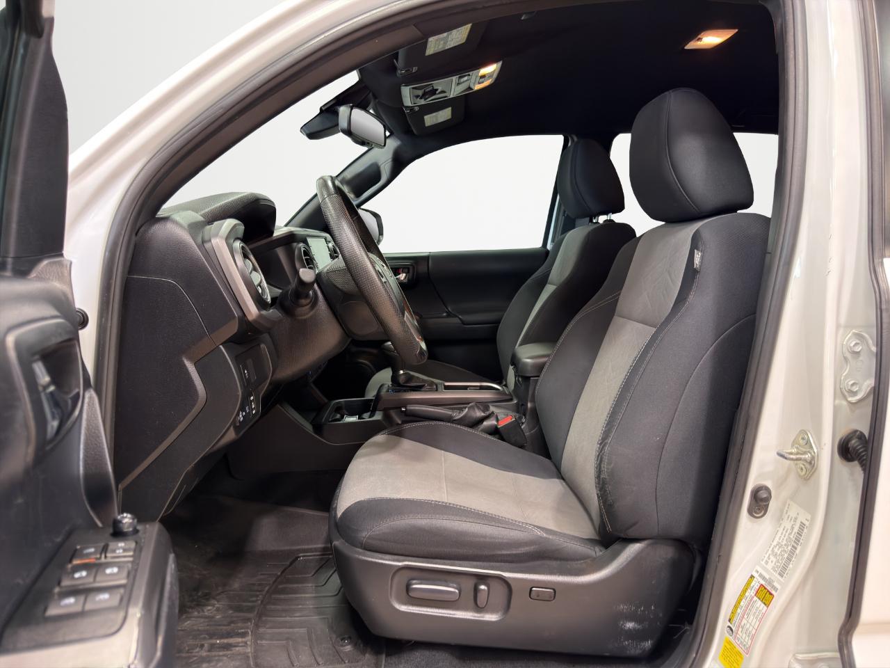 Toyota Tacoma 4WD TRD Off Road Double Cab 6' Bed V6 AT (Natl) 2021