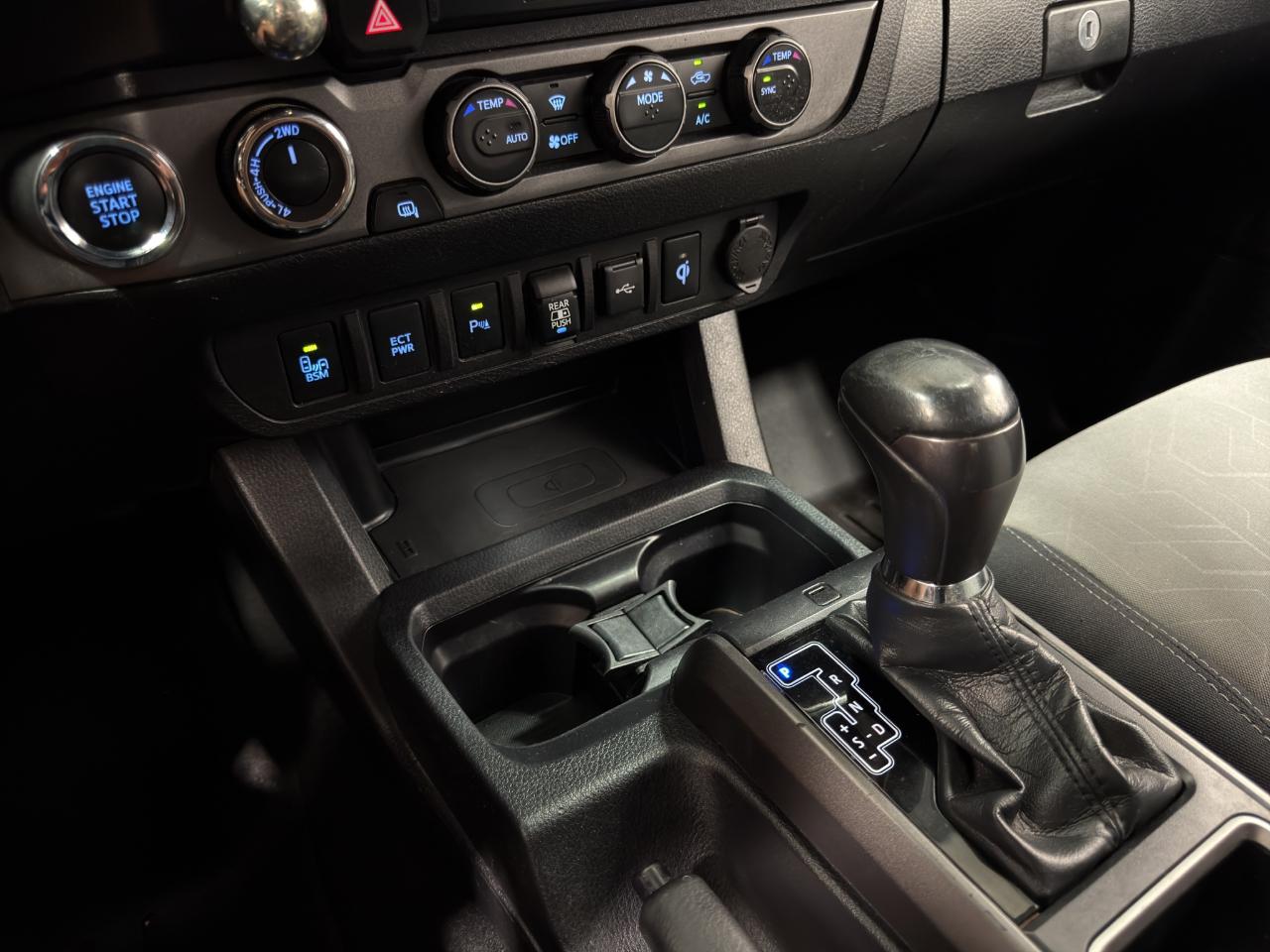 Toyota Tacoma 4WD TRD Off Road Double Cab 6' Bed V6 AT (Natl) 2021