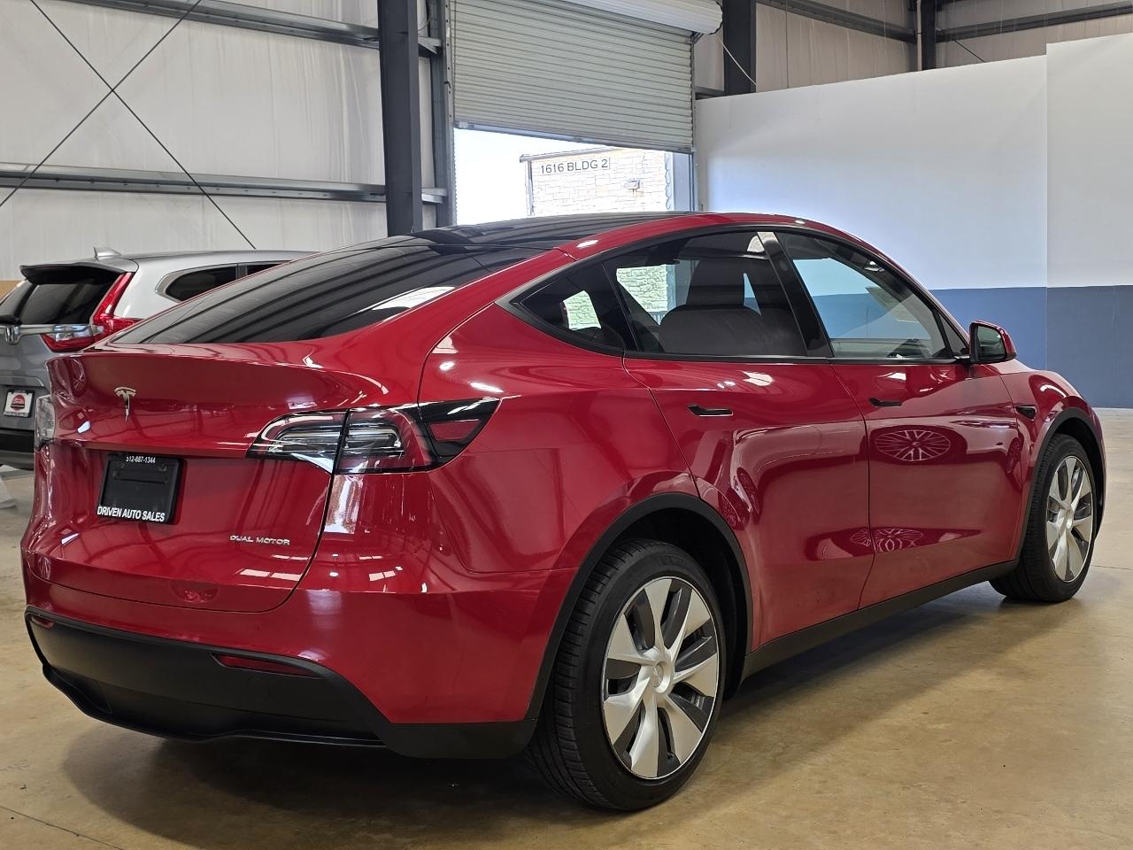 Tesla Model Y Long Range AWD 2023