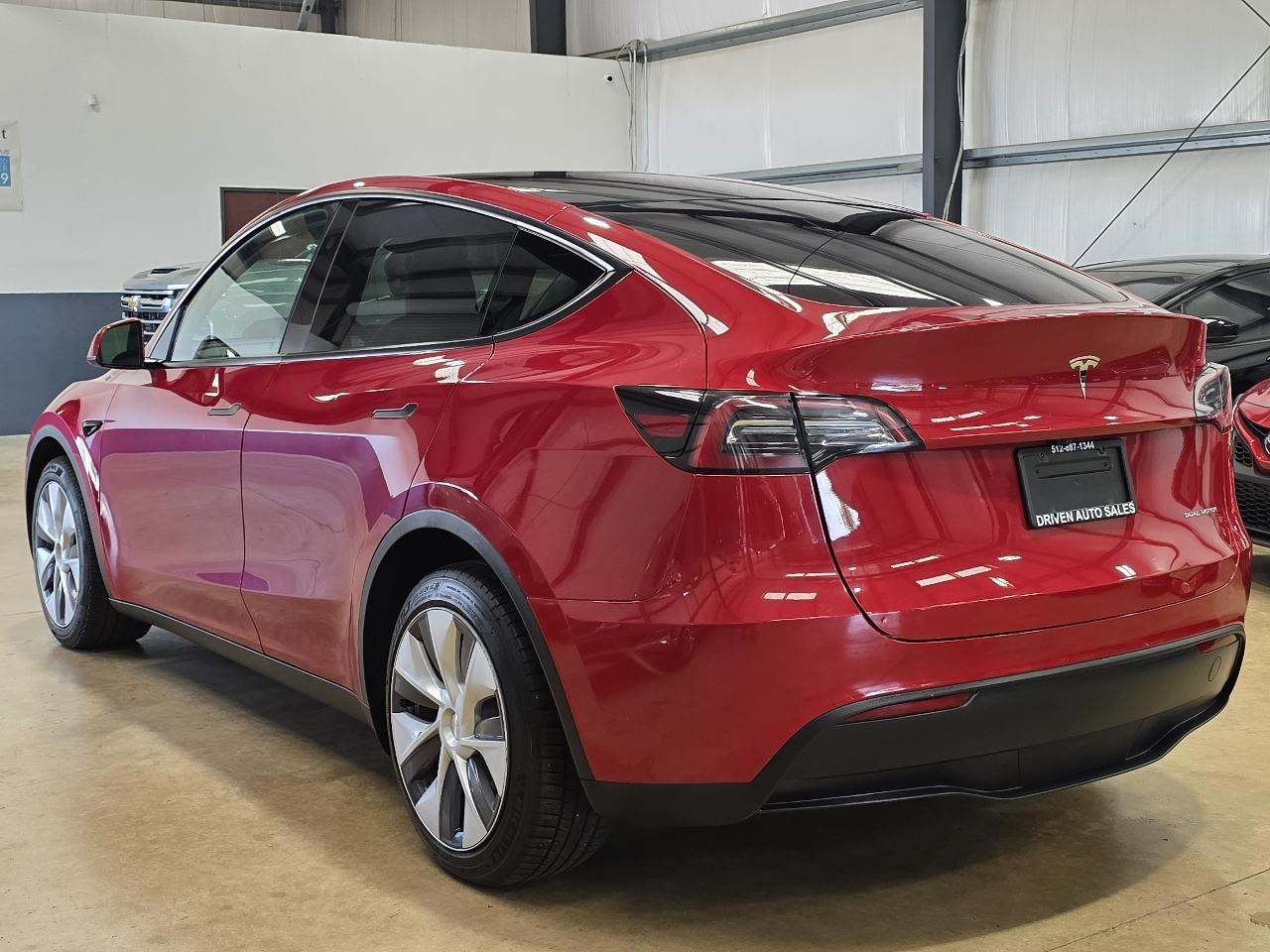 Tesla Model Y Long Range AWD 2023