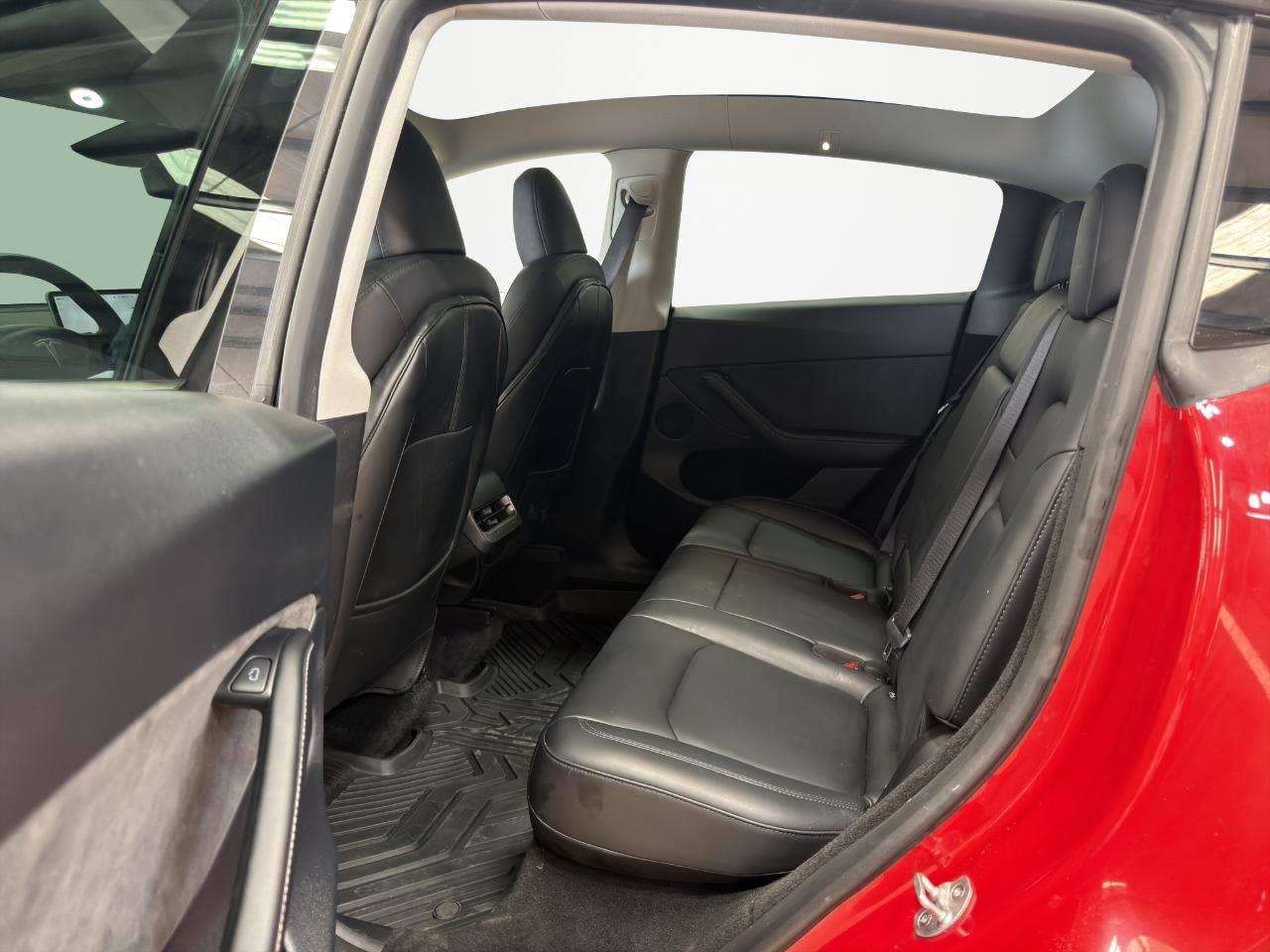 Tesla Model Y Long Range AWD 2023