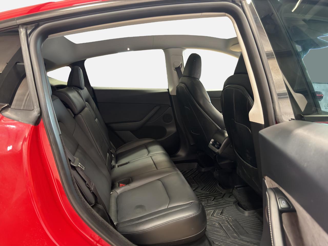 Tesla Model Y Long Range AWD 2023