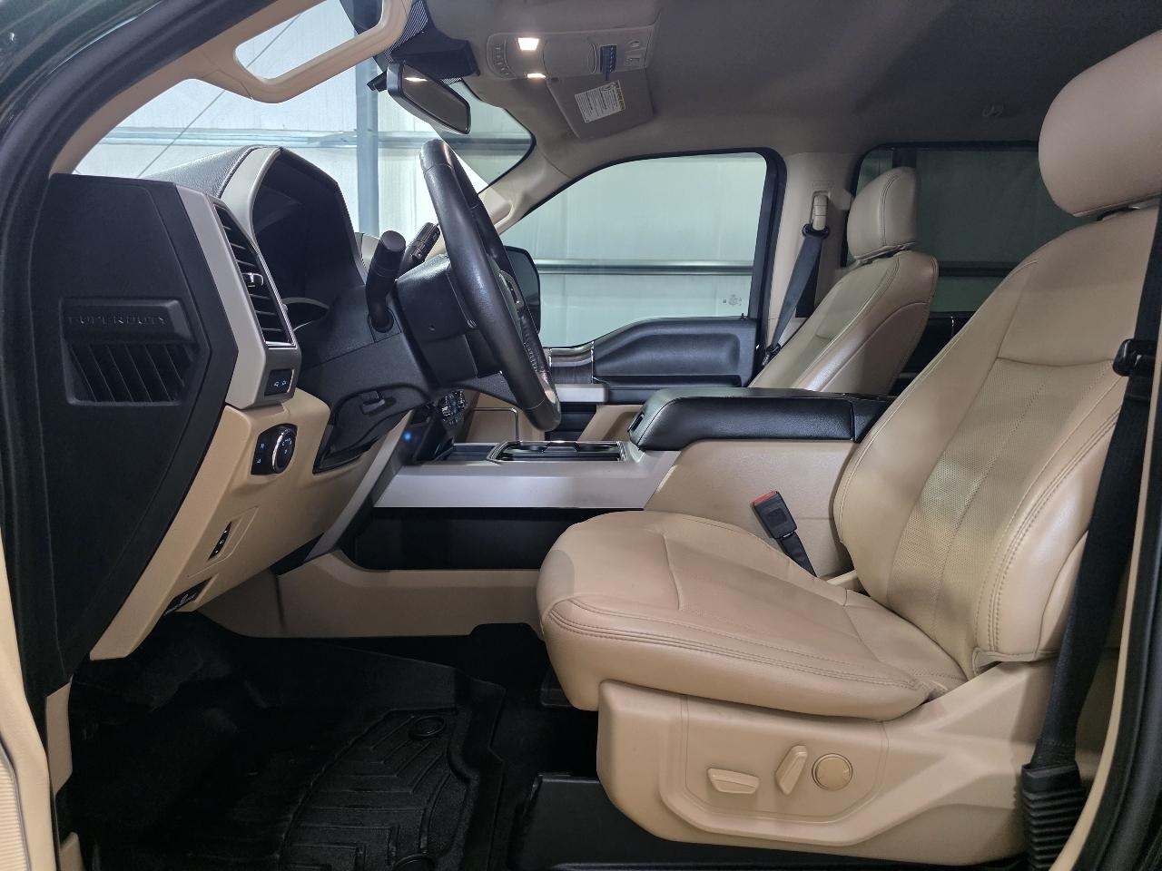 Ford Super Duty F-250 SRW Lariat 4WD Crew Cab 6.75' Box 2020