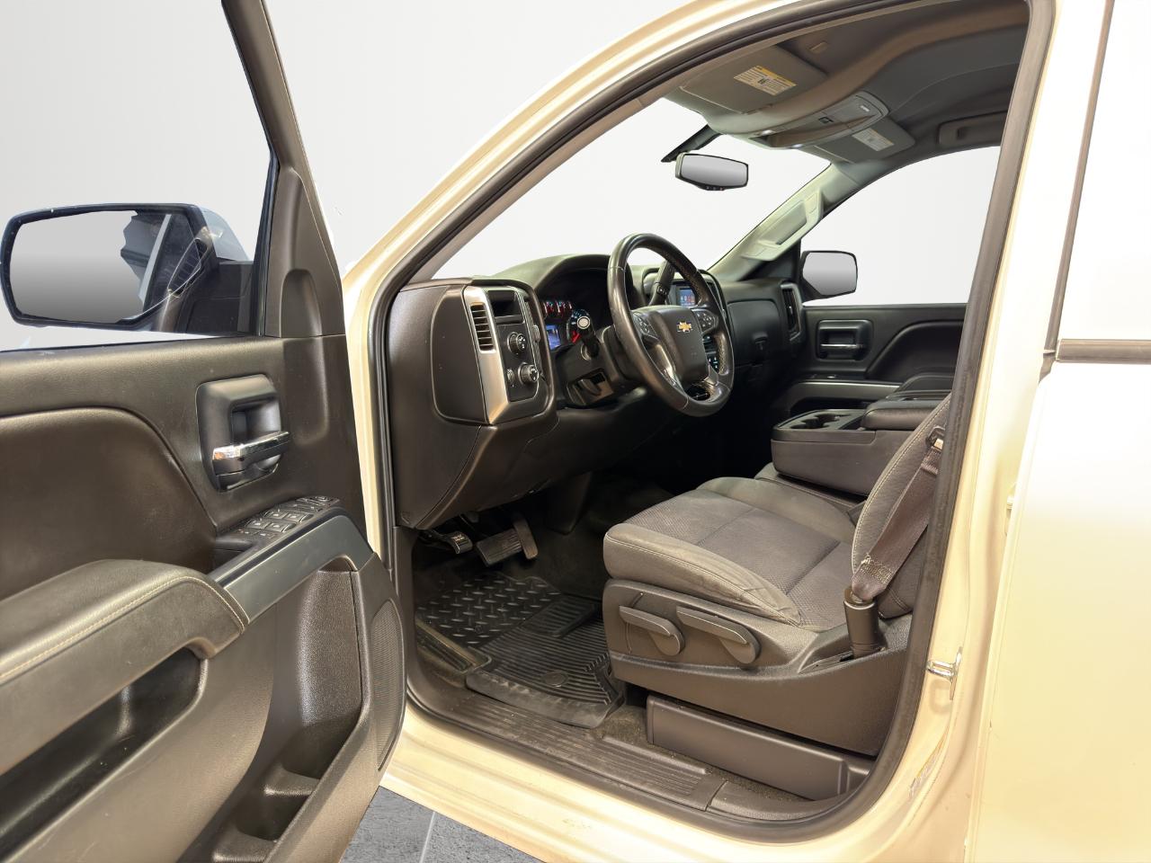 Chevrolet Silverado 1500 4WD Crew Cab 143.5" LT w/1LT 2014