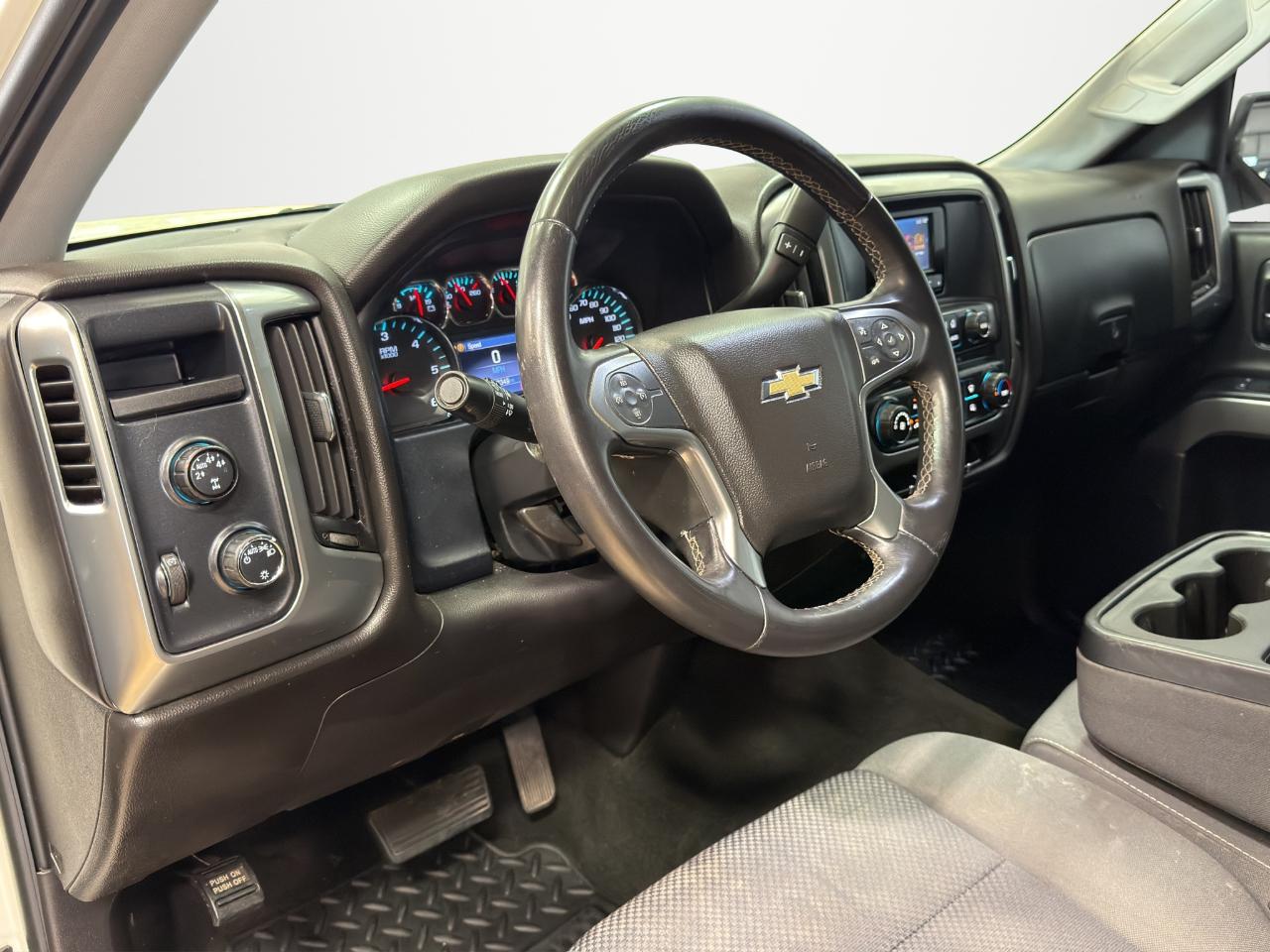 Chevrolet Silverado 1500 4WD Crew Cab 143.5" LT w/1LT 2014