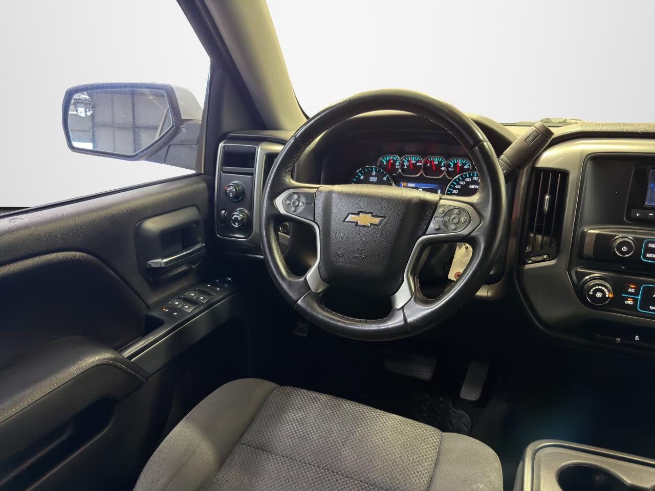 Chevrolet Silverado 1500 4WD Crew Cab 143.5" LT w/1LT 2014