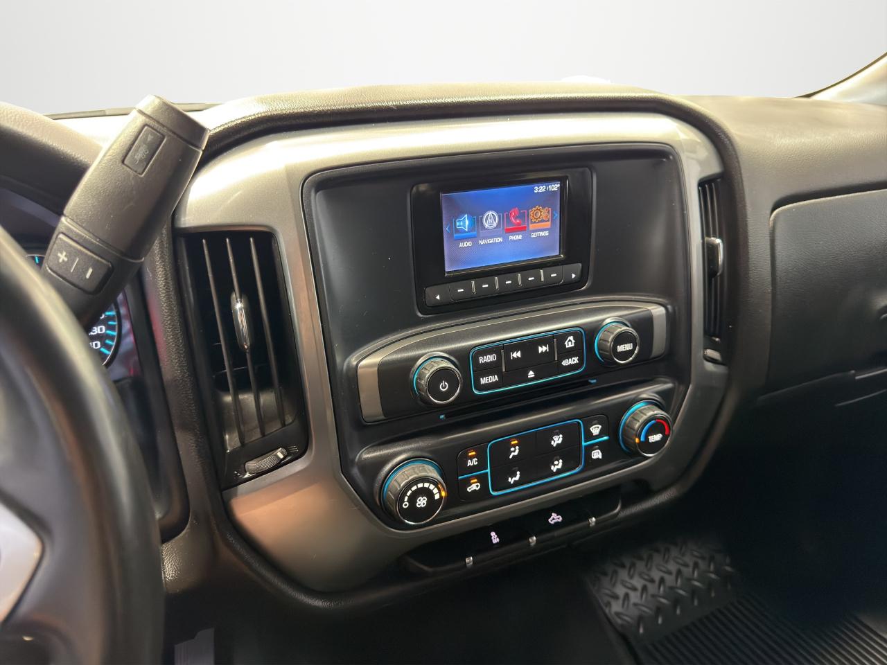 Chevrolet Silverado 1500 4WD Crew Cab 143.5" LT w/1LT 2014