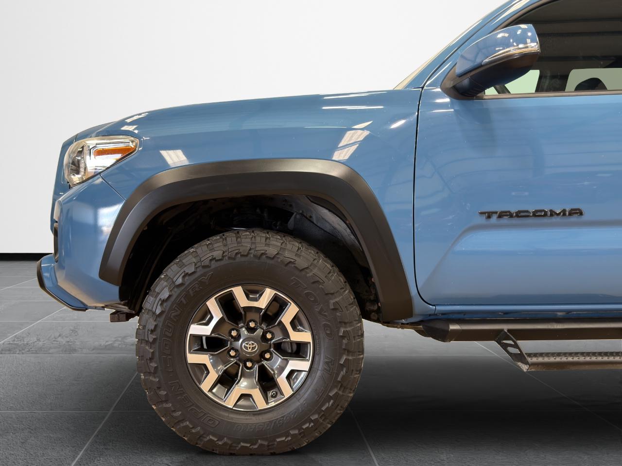 Toyota Tacoma 4WD TRD Off Road Double Cab 5' Bed V6 MT (Natl) 2019