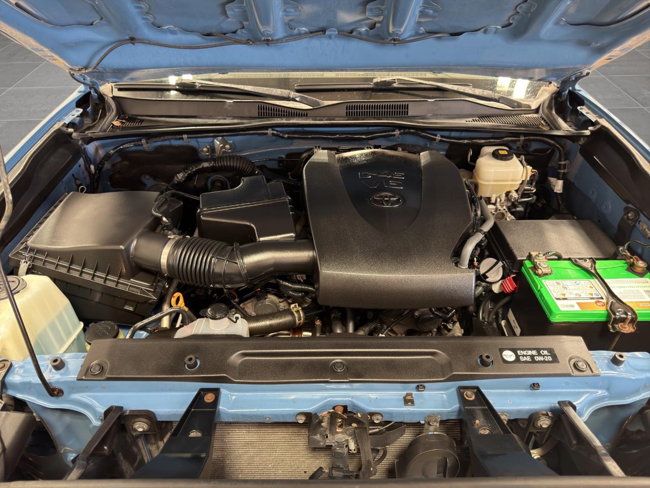 Toyota Tacoma 4WD TRD Off Road Double Cab 5' Bed V6 MT (Natl) 2019