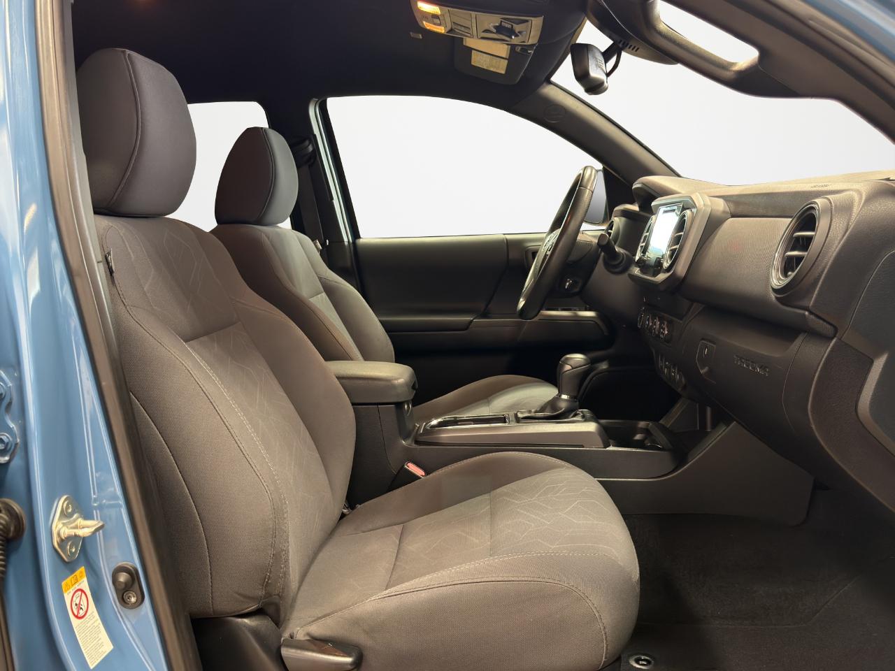 Toyota Tacoma 4WD TRD Off Road Double Cab 5' Bed V6 MT (Natl) 2019