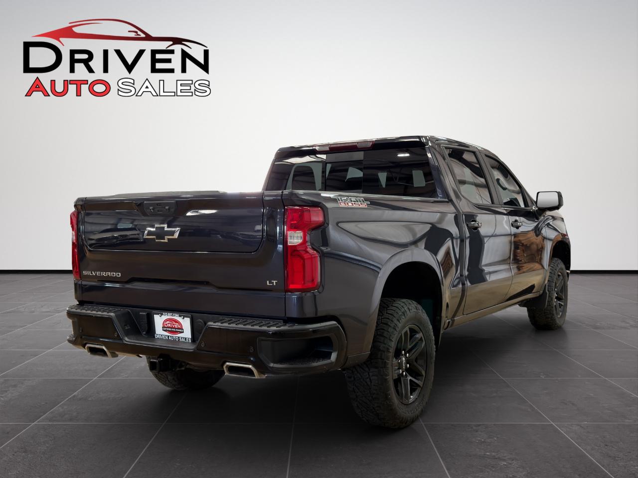 Chevrolet Silverado 1500 4WD Crew Cab 147" LT Trail Boss 2022