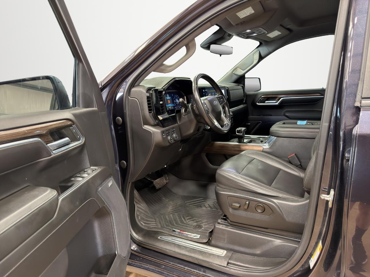 Chevrolet Silverado 1500 4WD Crew Cab 147" LT Trail Boss 2022