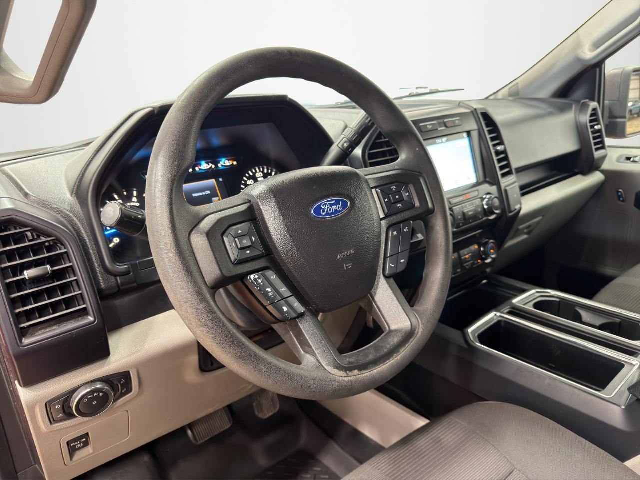 Ford F-150 Lariat 2WD SuperCab 6.5' Box 2017