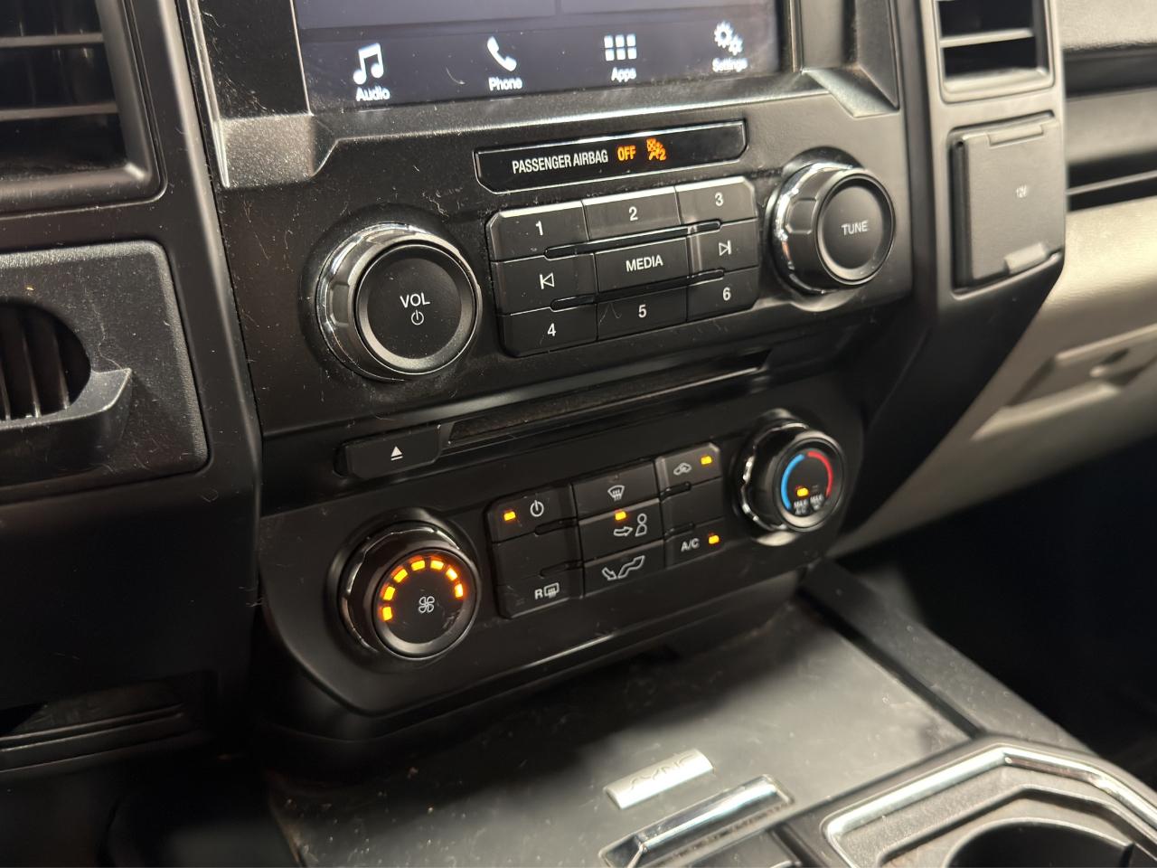 Ford F-150 Lariat 2WD SuperCab 6.5' Box 2017