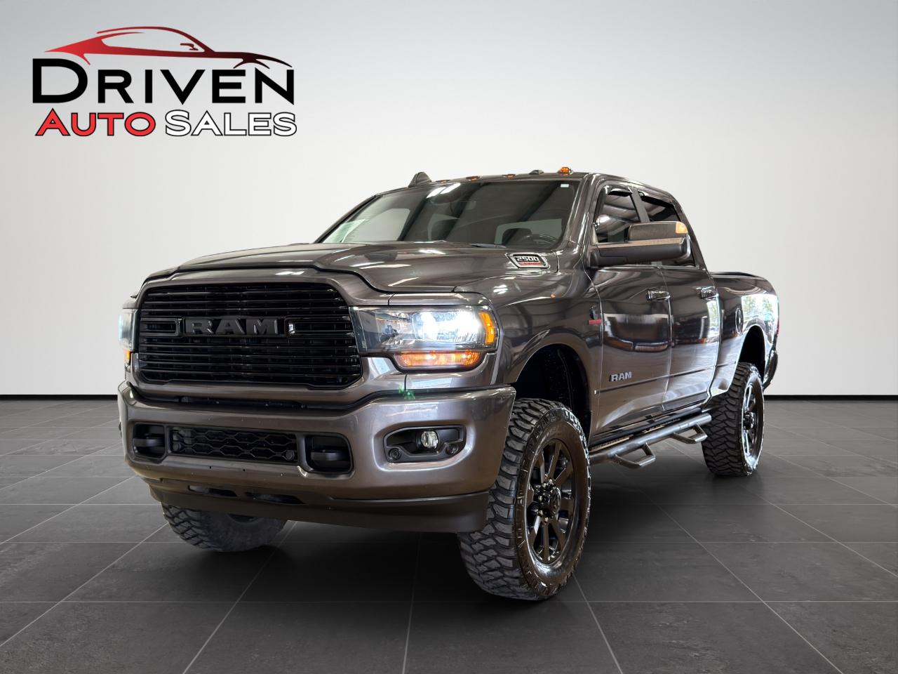 RAM 2500 Big Horn 4x4 Crew Cab 6'4" Box 2021