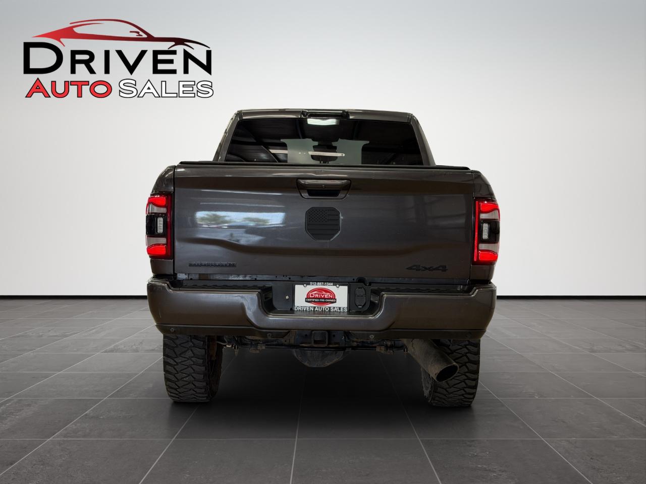 RAM 2500 Big Horn 4x4 Crew Cab 6'4" Box 2021