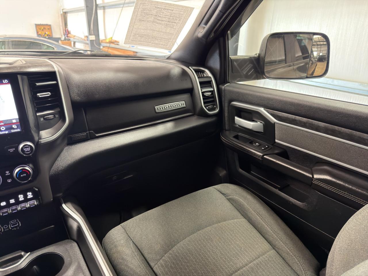 RAM 2500 Big Horn 4x4 Crew Cab 6'4" Box 2021