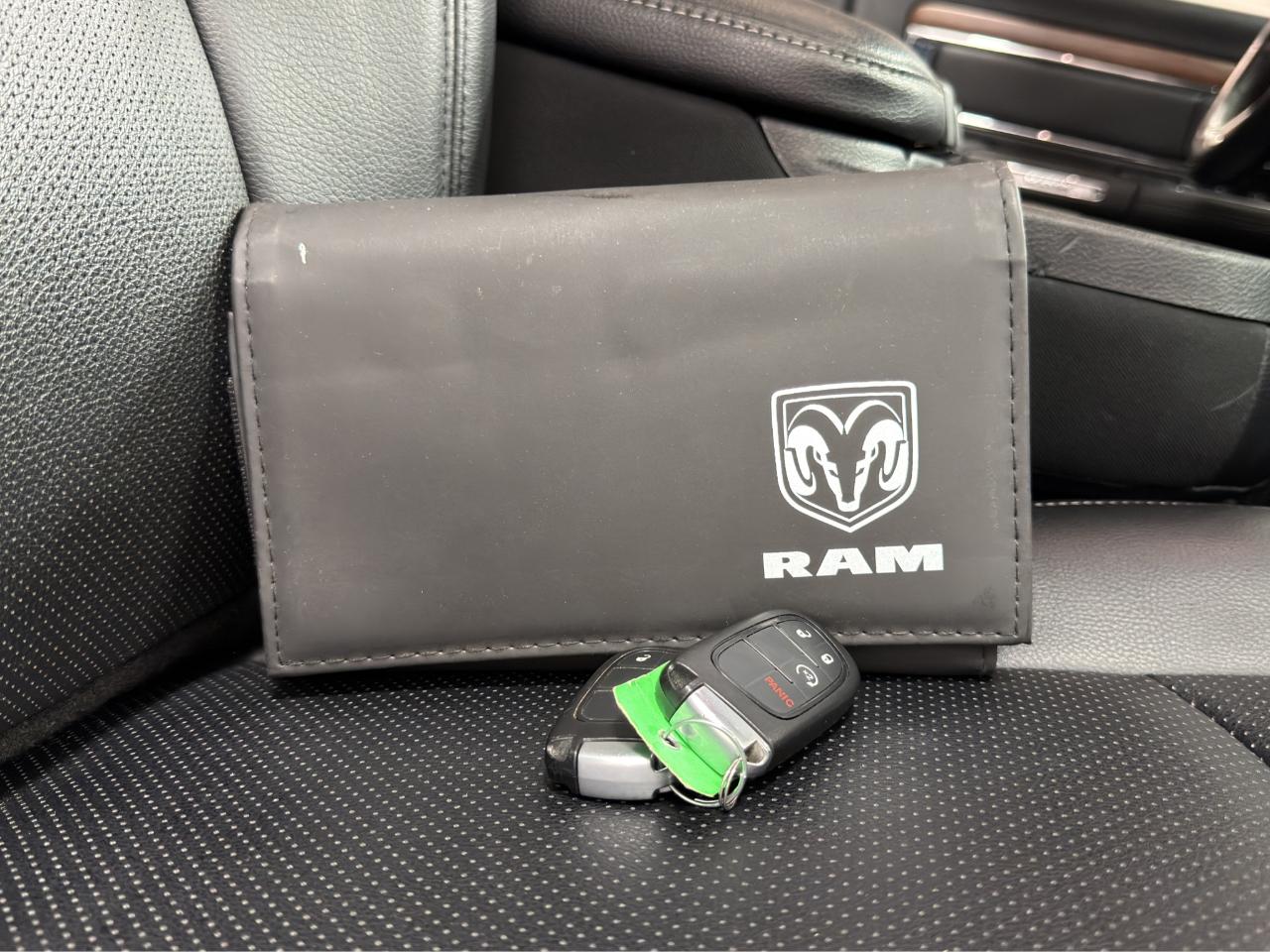 RAM 2500 Laramie 4x4 Mega Cab 6'4" Box 2018