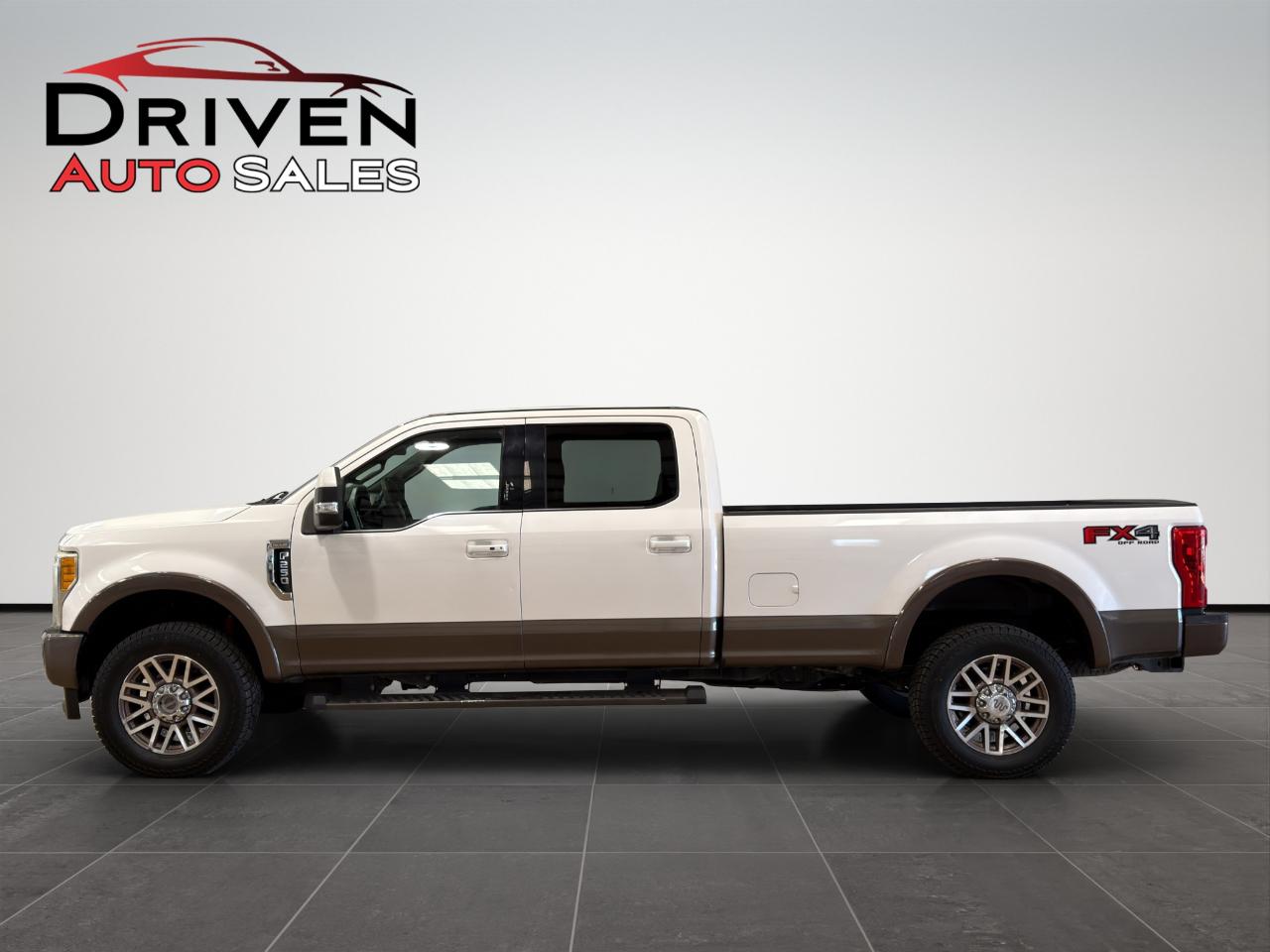 2017 Ford Super Duty F-250 SRW King Ranch 4WD Crew Cab 8' Box