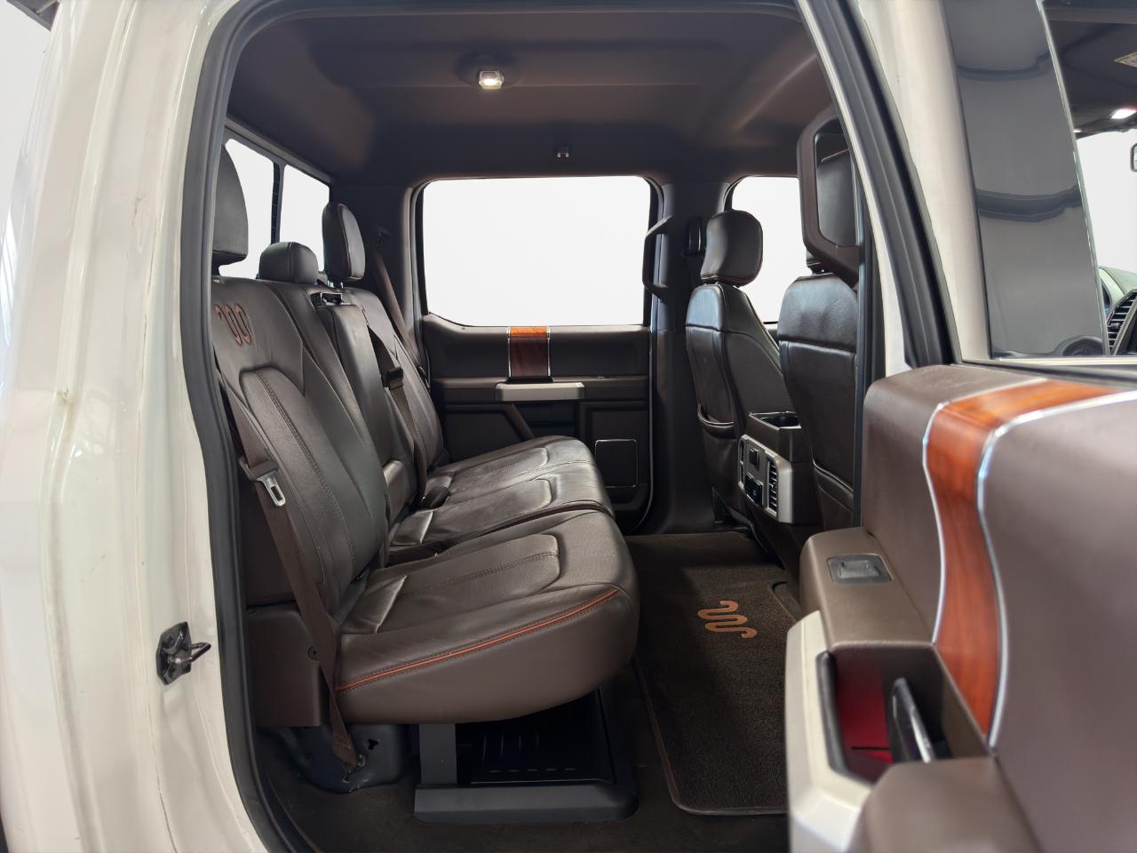 Ford Super Duty F-250 SRW King Ranch 4WD Crew Cab 8' Box 2017