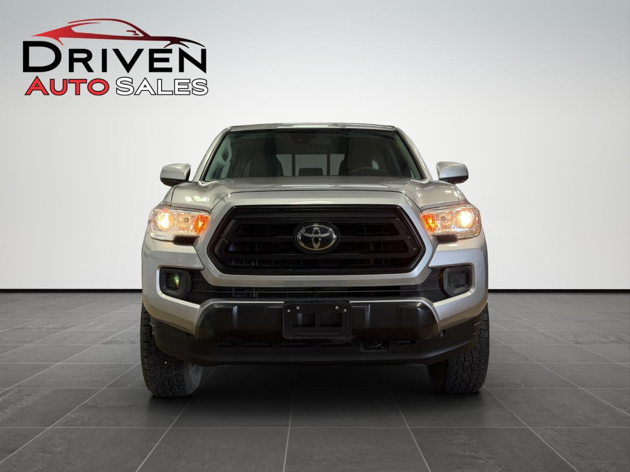 Toyota Tacoma 2WD SR Double Cab 5' Bed I4 AT (Natl) 2021