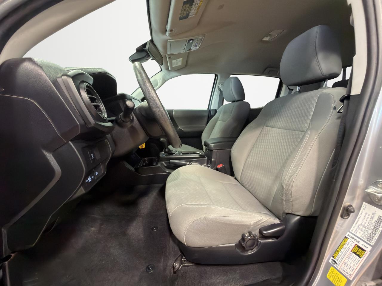 Toyota Tacoma 2WD SR Double Cab 5' Bed I4 AT (Natl) 2021
