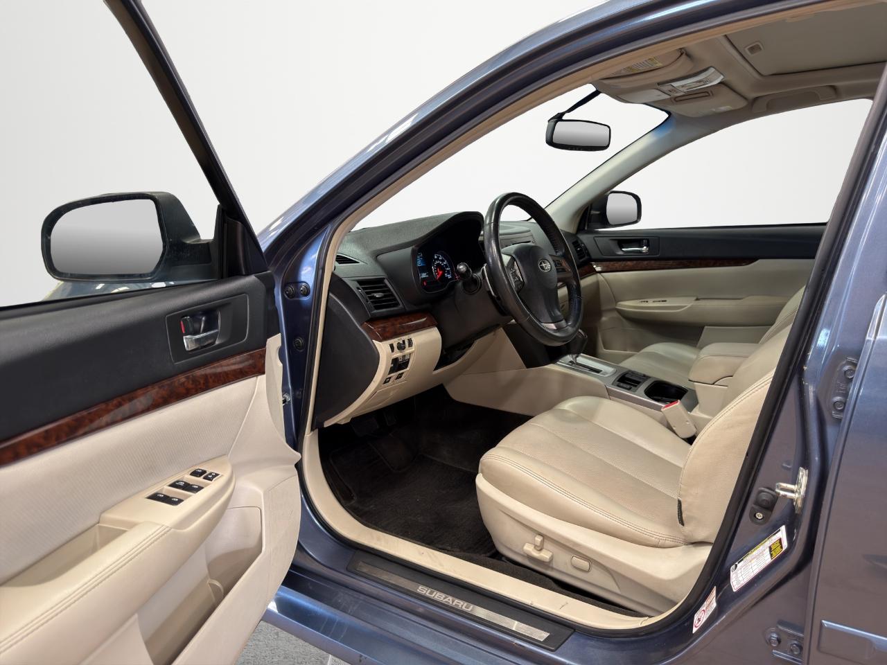 Subaru Legacy 4dr Sdn H6 Auto 3.6R Limited 2013