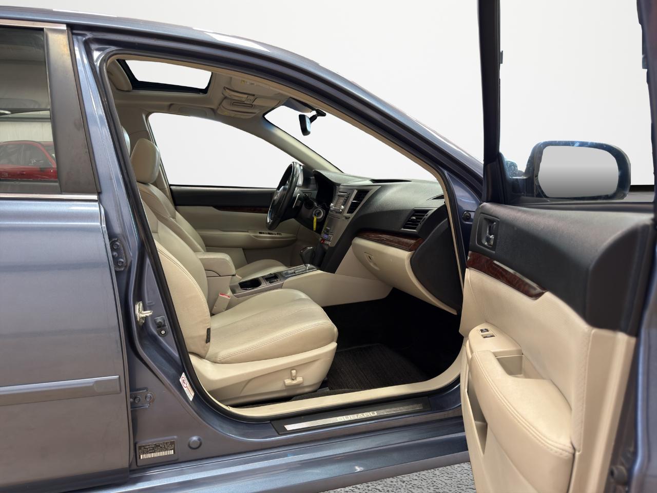 Subaru Legacy 4dr Sdn H6 Auto 3.6R Limited 2013