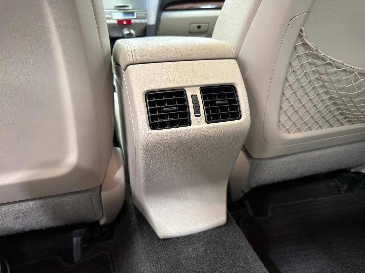 Subaru Legacy 4dr Sdn H6 Auto 3.6R Limited 2013