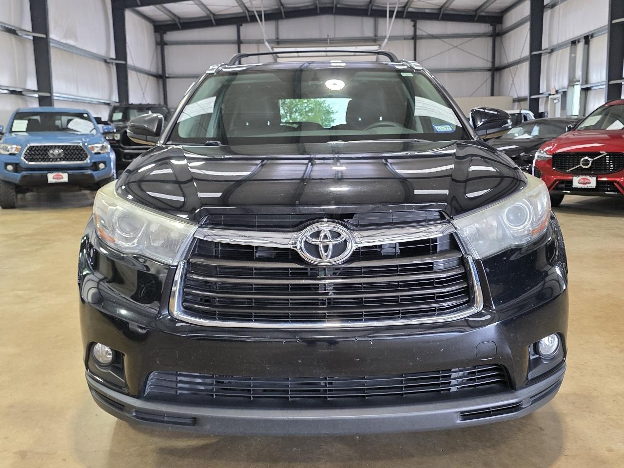 Toyota Highlander FWD 4dr V6 XLE (Natl) 2016