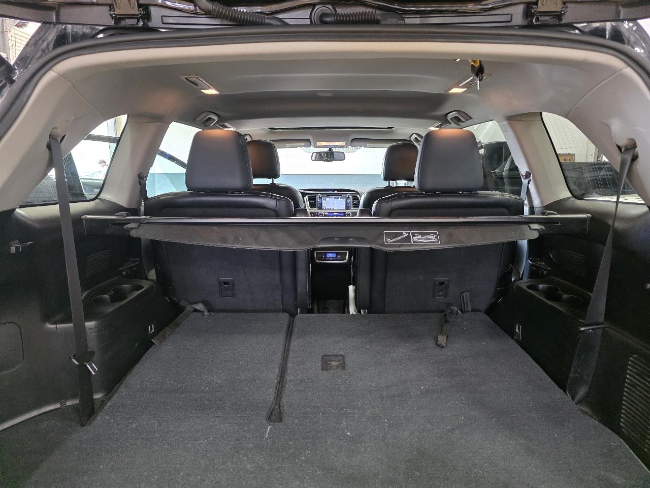 Toyota Highlander FWD 4dr V6 XLE (Natl) 2016