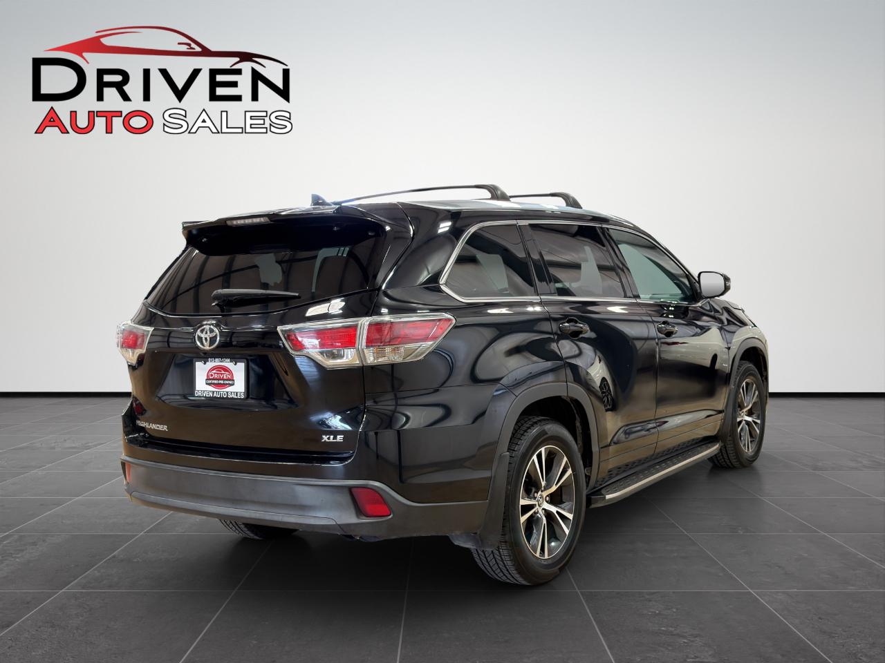 Toyota Highlander FWD 4dr V6 XLE (Natl) 2016